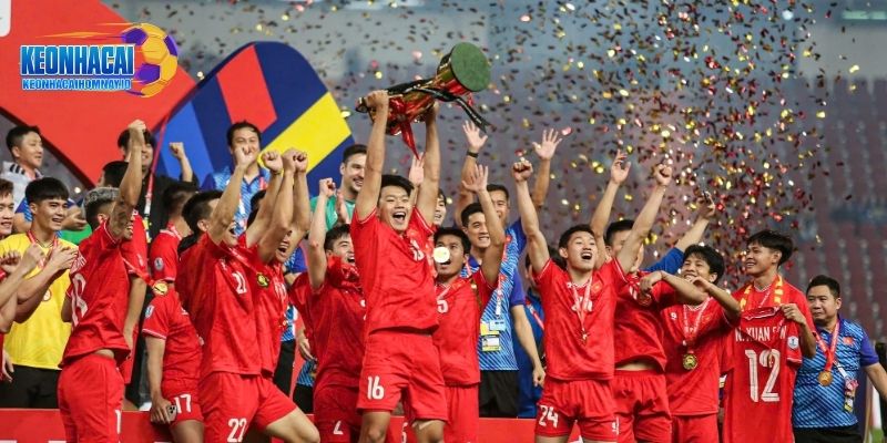 Tin nóng bóng đá Việt Nam ảnh hưởng đến soi kèo